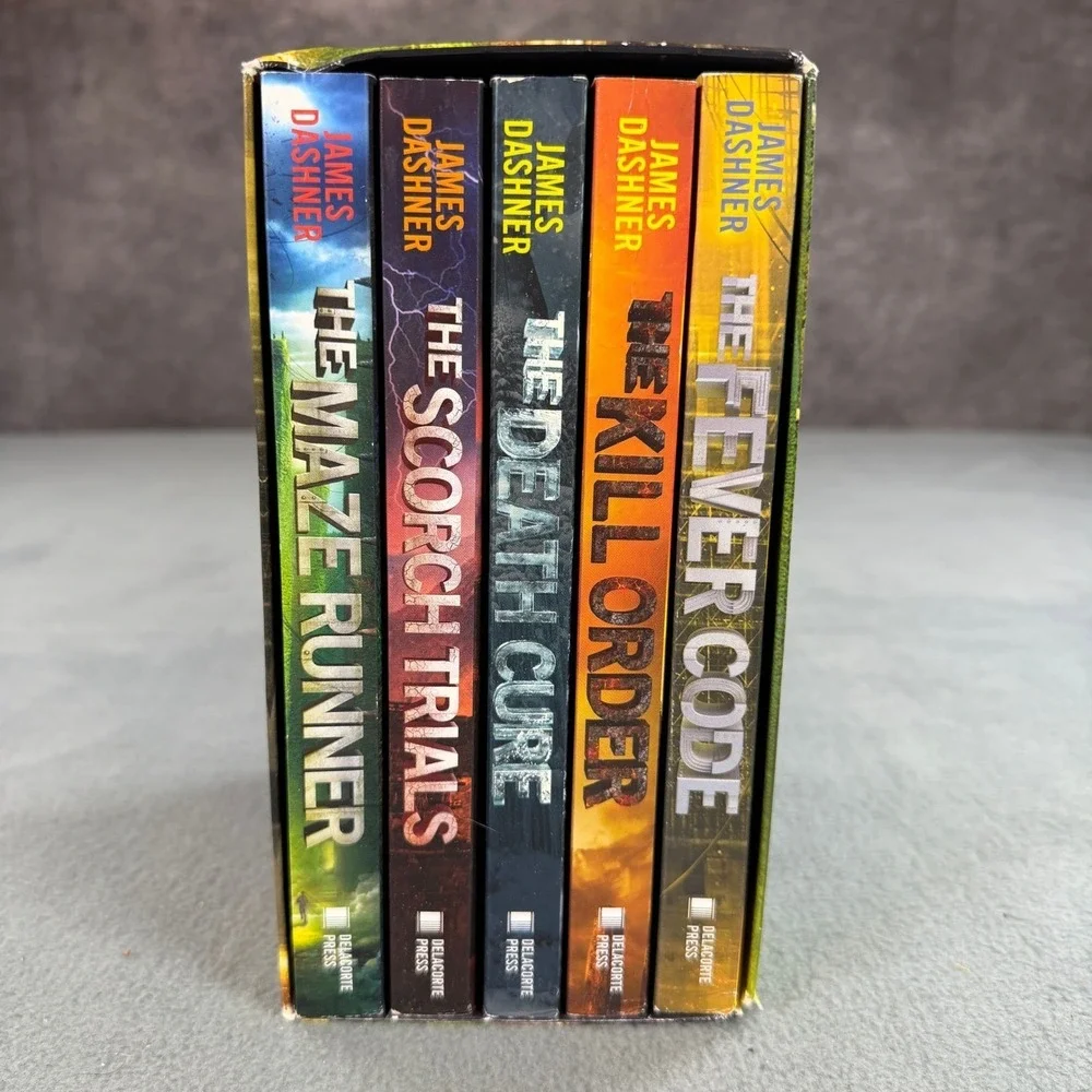 James Dashner The Maze Runner Series 5 Book Boxed‎ Set Paperback Delacorte Press